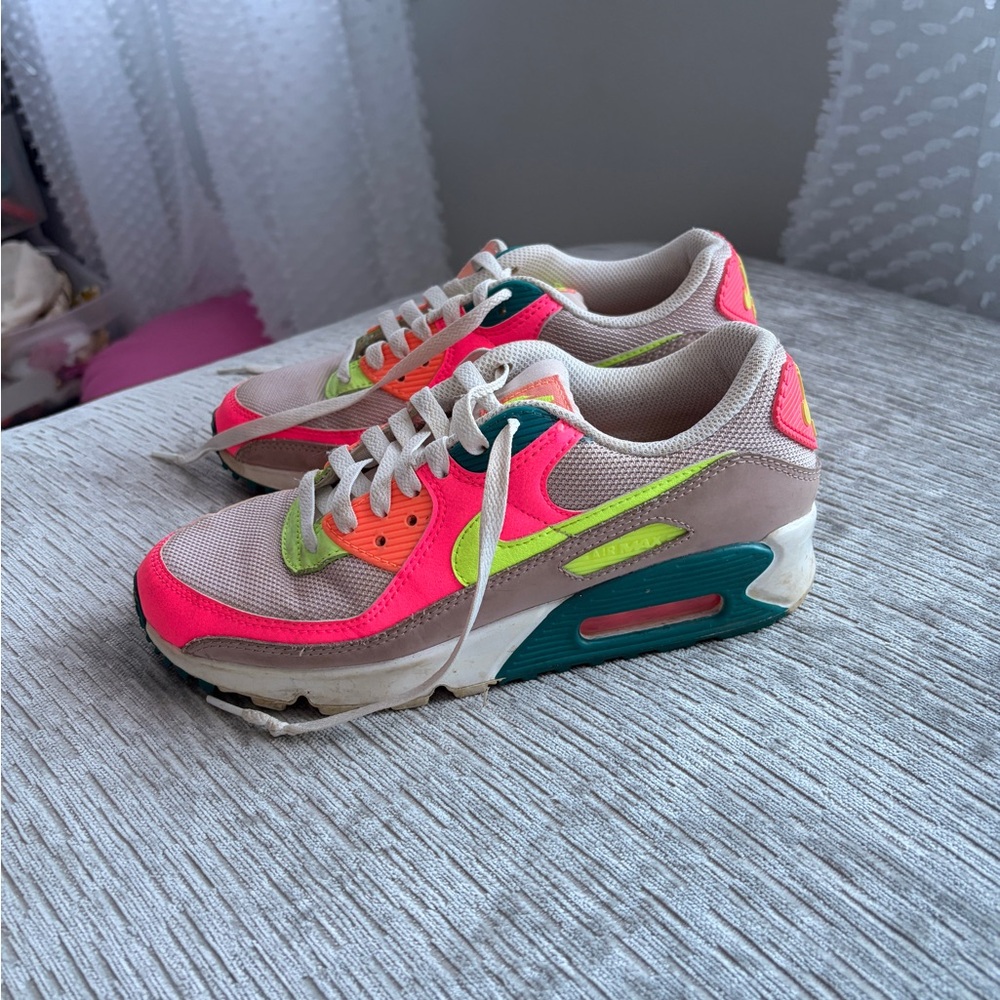 Nike Women's Sneakers in Pink, Neon Green, and Teal